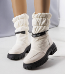 Bílé zateplené boty s platformou Niklas