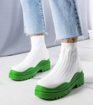 Bílé ponožkové boty se zelenou podrážkou od Cali